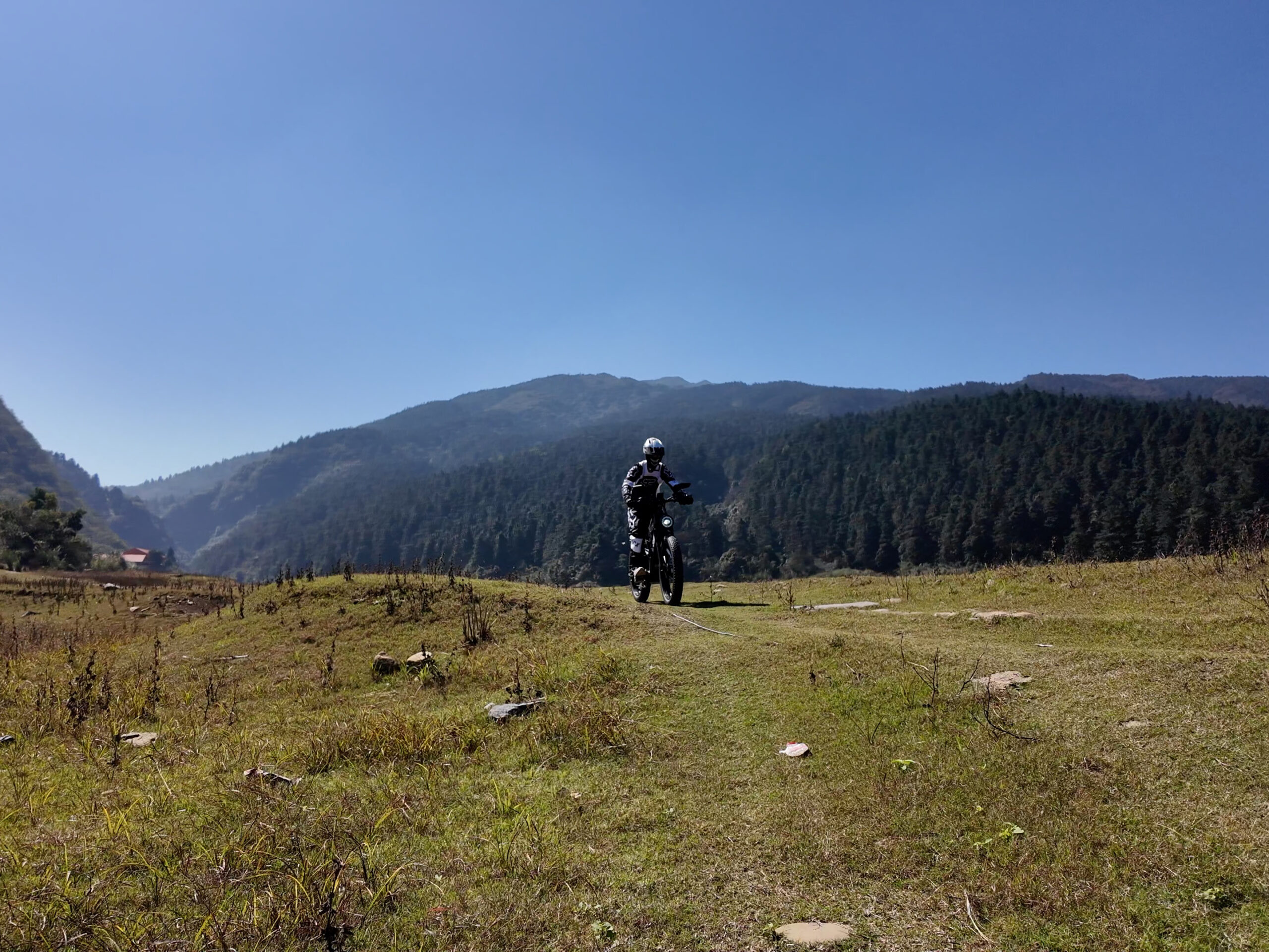 [Best&Cheapest Ebike]What is the effect of the tire width of a 5000w electric bike on road driving?